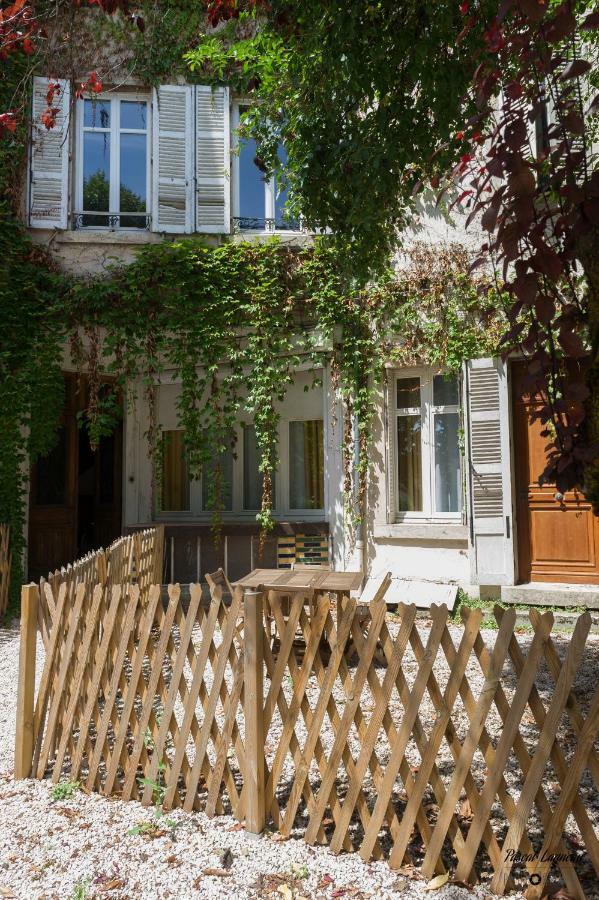 Appartement Aux Remparts Des Hospices Beaune  Eksteriør bilde