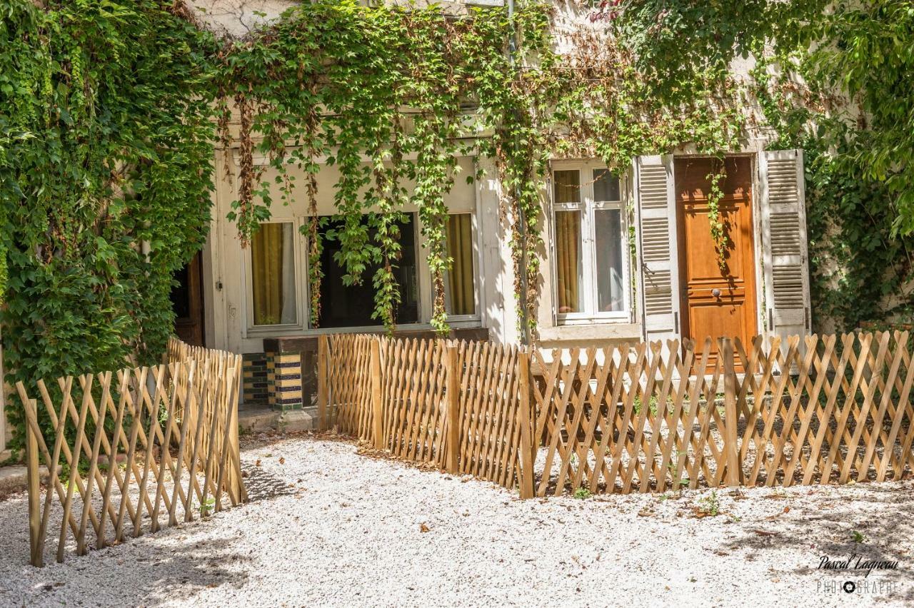 Appartement Aux Remparts Des Hospices Beaune  Eksteriør bilde